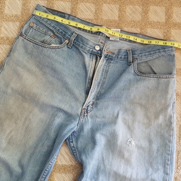 Vintage 550 Levi's high waisted mom jeans - Picture 8 of 8